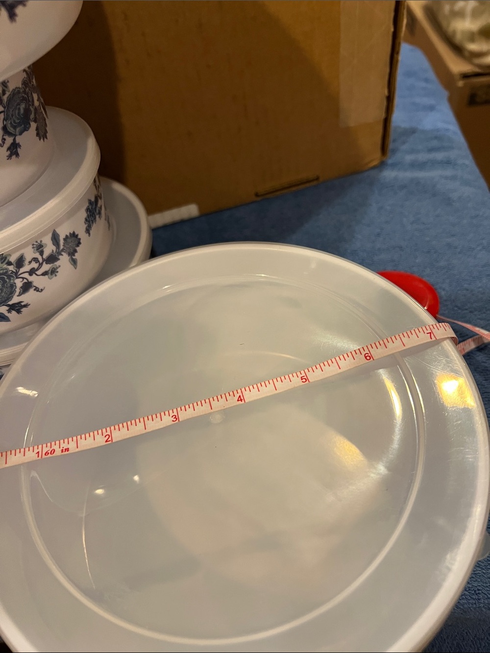 Blue Floral Melamine Storage Containers with Lids - White and Blue - Picture 2 of 7
